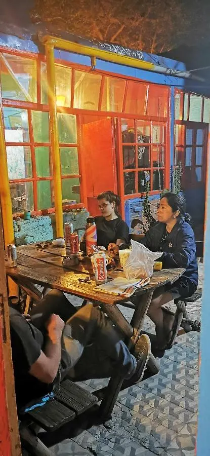 Longboard House Hostel Mendoza