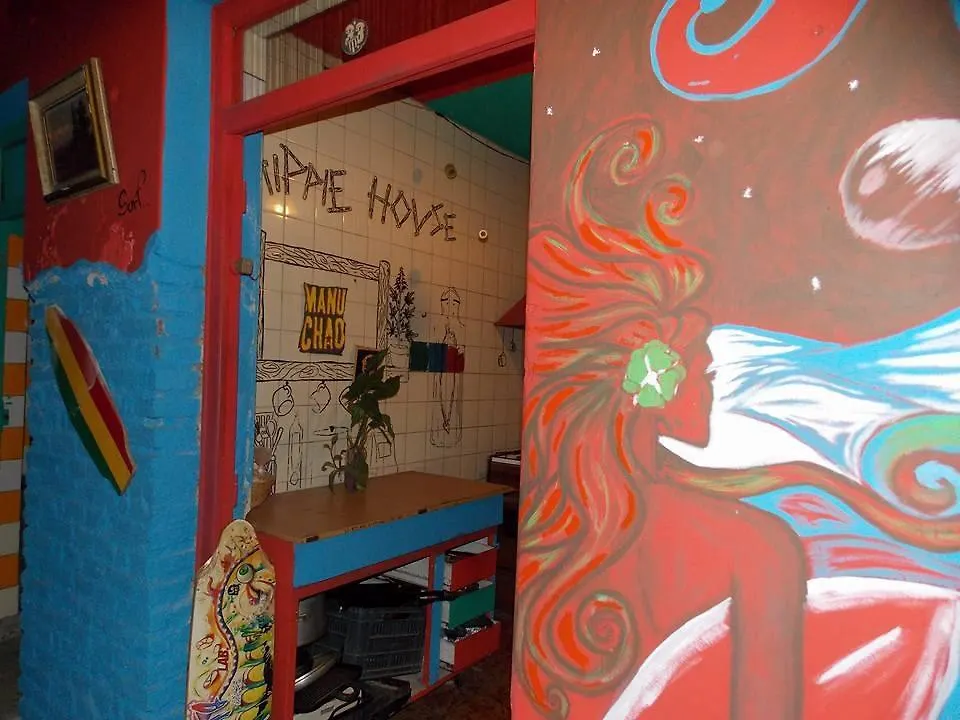 نزل ميندوزافي Longboard House