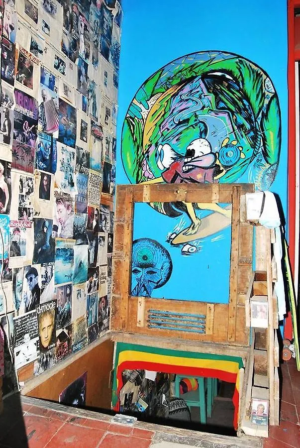 نزل ميندوزافي Longboard House